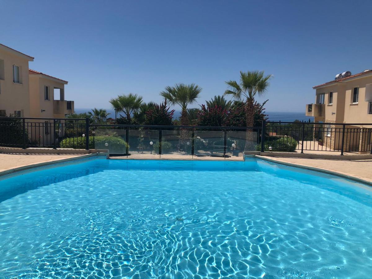 Апартаменты Paphos - Tala Riviera Apartmant Экстерьер фото