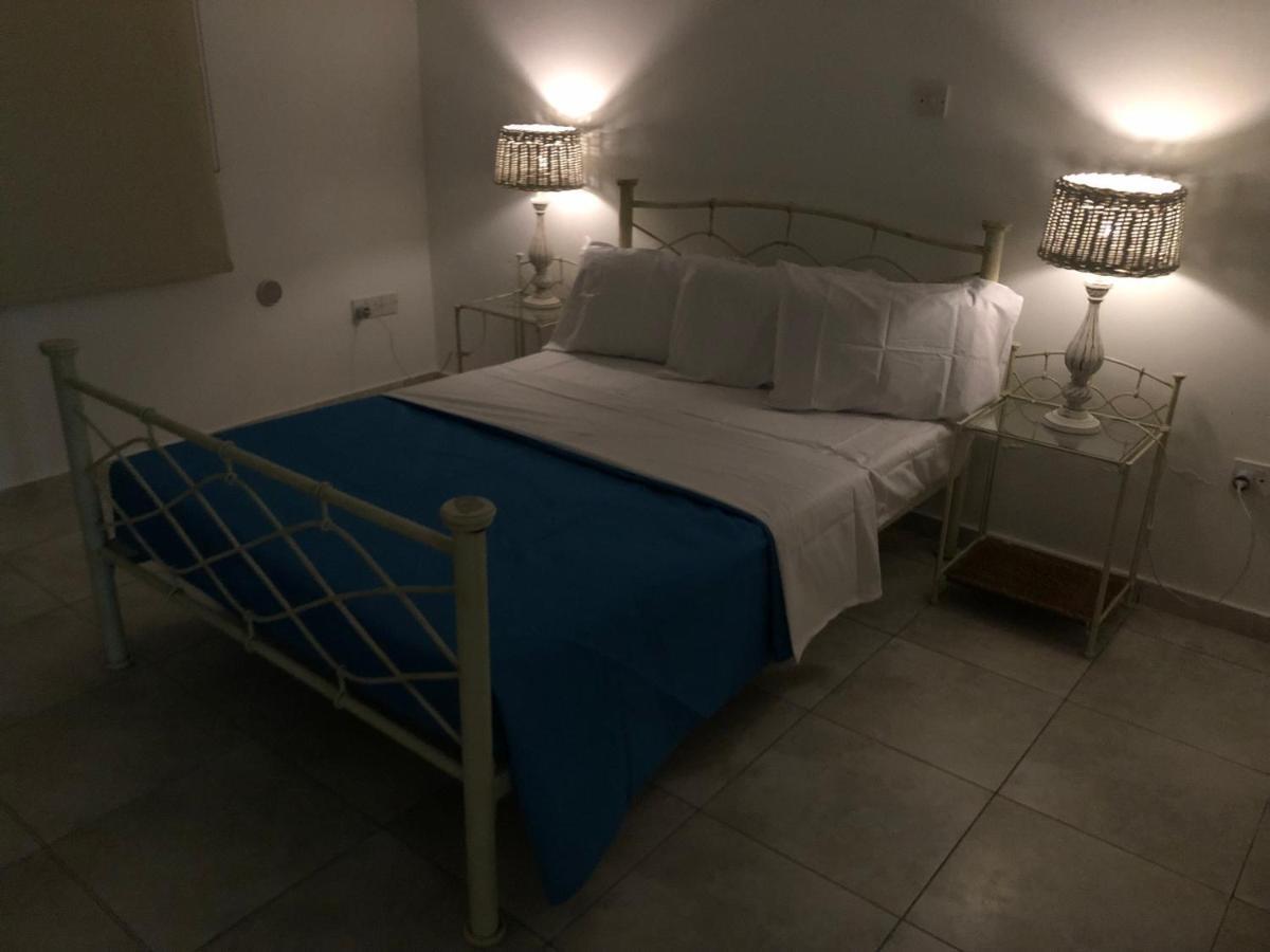 Апартаменты Paphos - Tala Riviera Apartmant Экстерьер фото