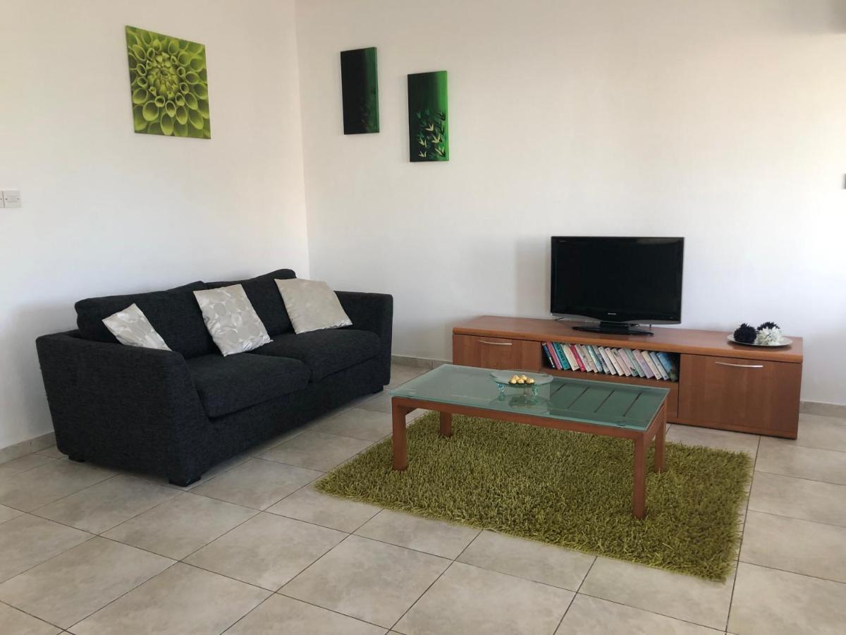 Апартаменты Paphos - Tala Riviera Apartmant Экстерьер фото